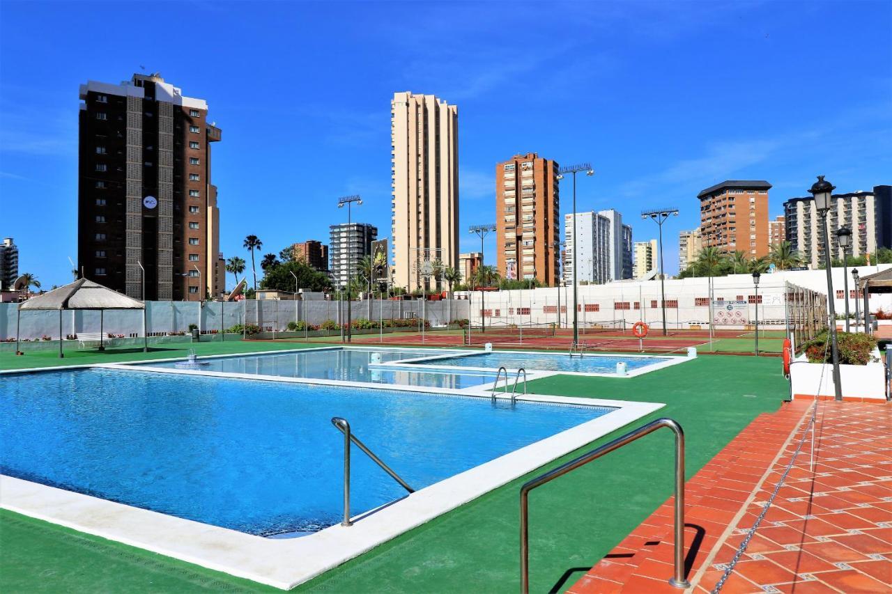 Gemelos 2 18-E Benidorm Exteriör bild