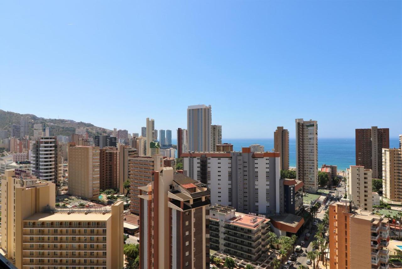 Gemelos 2 18-E Benidorm Exteriör bild