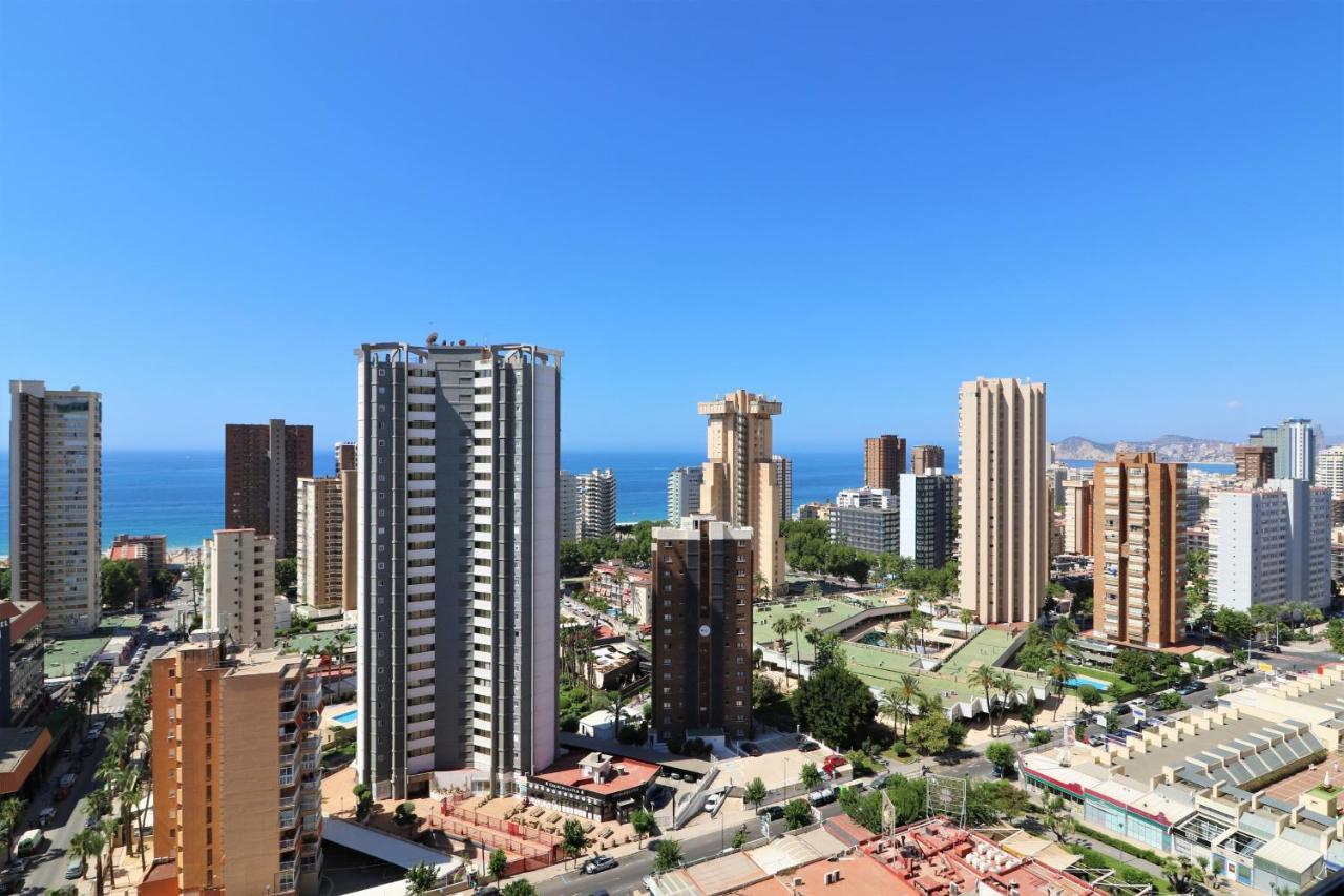 Gemelos 2 18-E Benidorm Exteriör bild